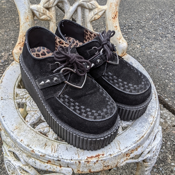 Demonia Shoes - Demonia Creeper-206 in size 8